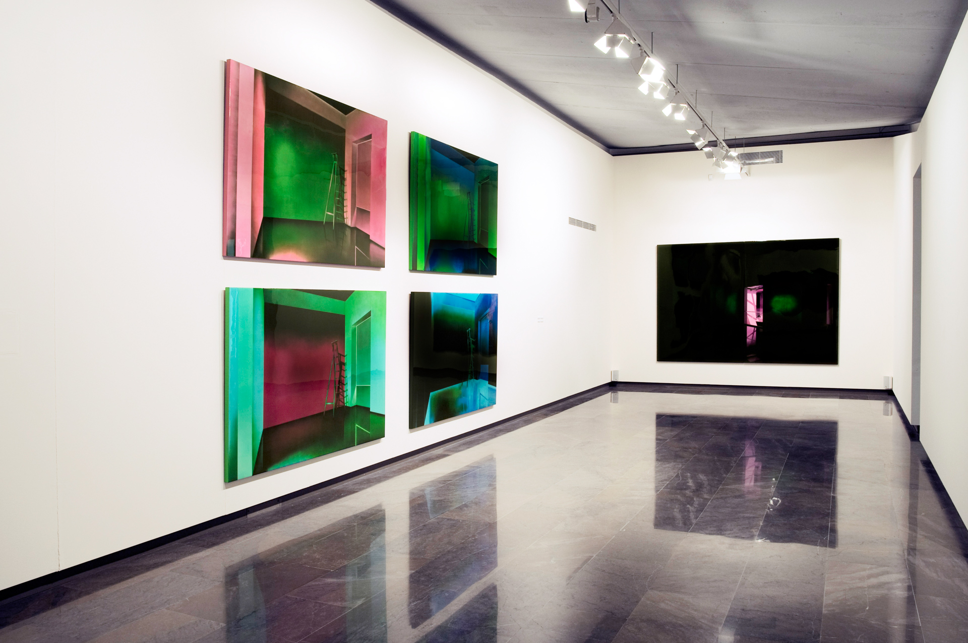14- Soliloquios. Políptico, técnica mixta sobre tabla, 195X600 cm, 2008