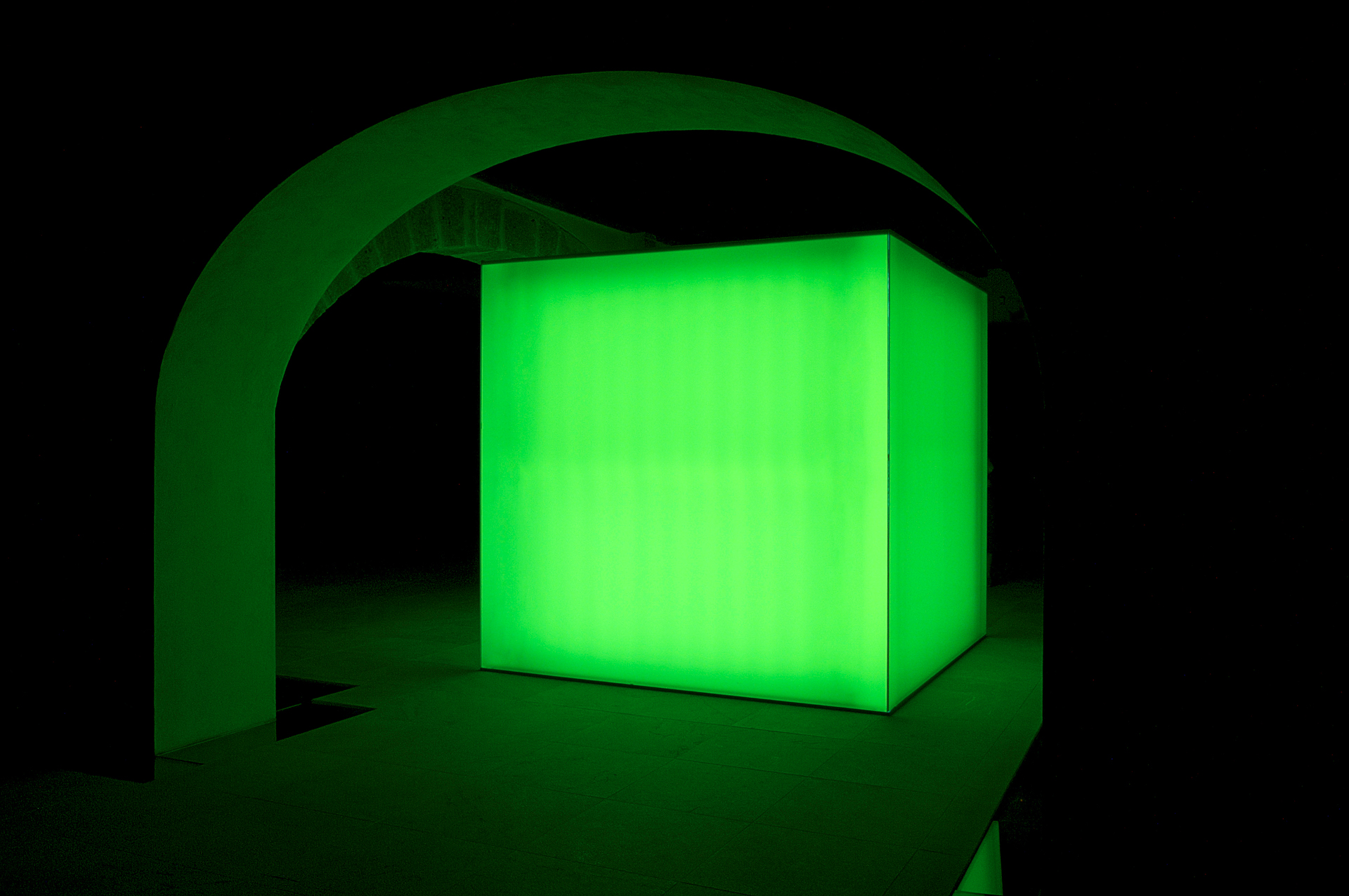 1- De la serie Escenografías de la memoria: la lógica de una obsesión. Díptico, técnica mixta sobre tabla, 195X280 cm, 2008